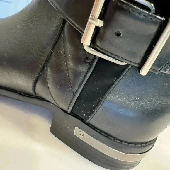 Vince Camuto women’s black quilted leather riding boots size 7 - Picture 12 of 14